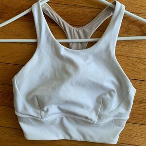 28. Size 8 LULULEMON White High Neck Bra